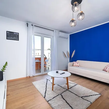 Luna Apartman Póla